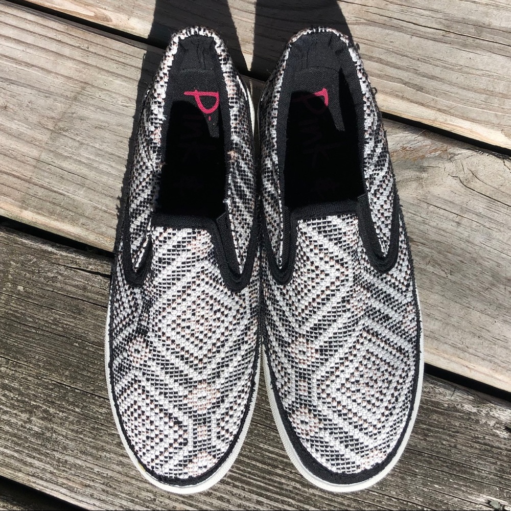 Pink & Pepper Black Print Loafers! NEW!